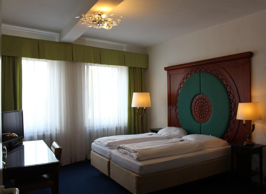 Hotel-Restaurant Heute فريشن الغرفة الصورة